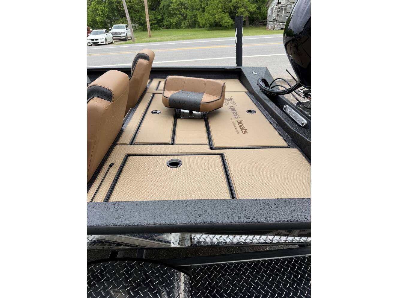 A photo of this 2026 Xpress HYPER-LIFT BASS H18