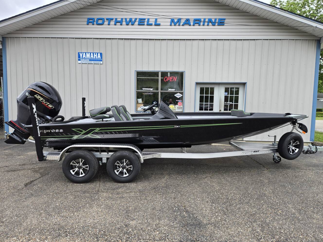 A photo of this 2026 Xpress H20 BASS