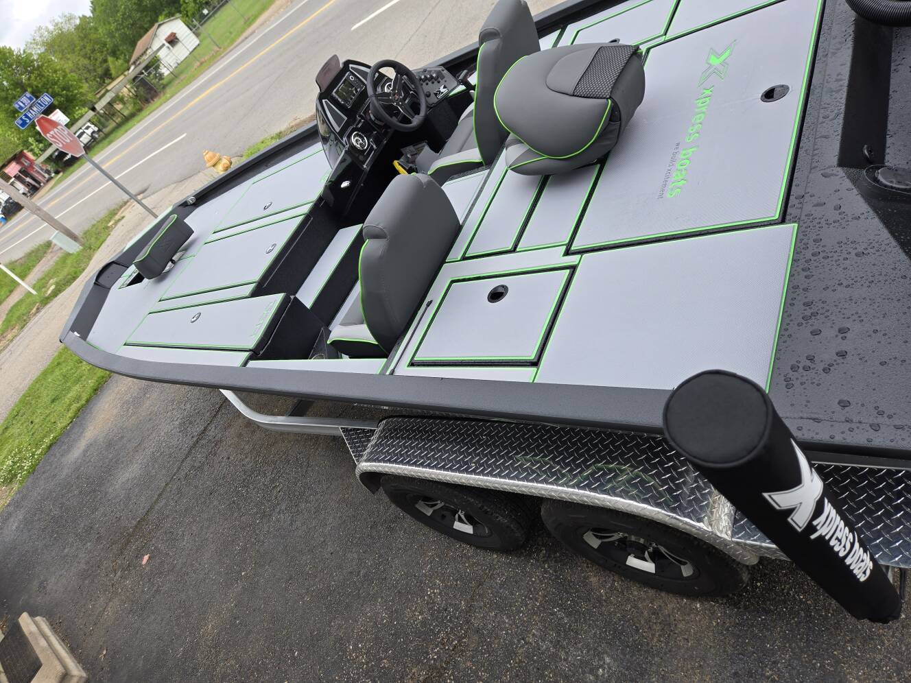 A photo of this 2026 Xpress H20 BASS