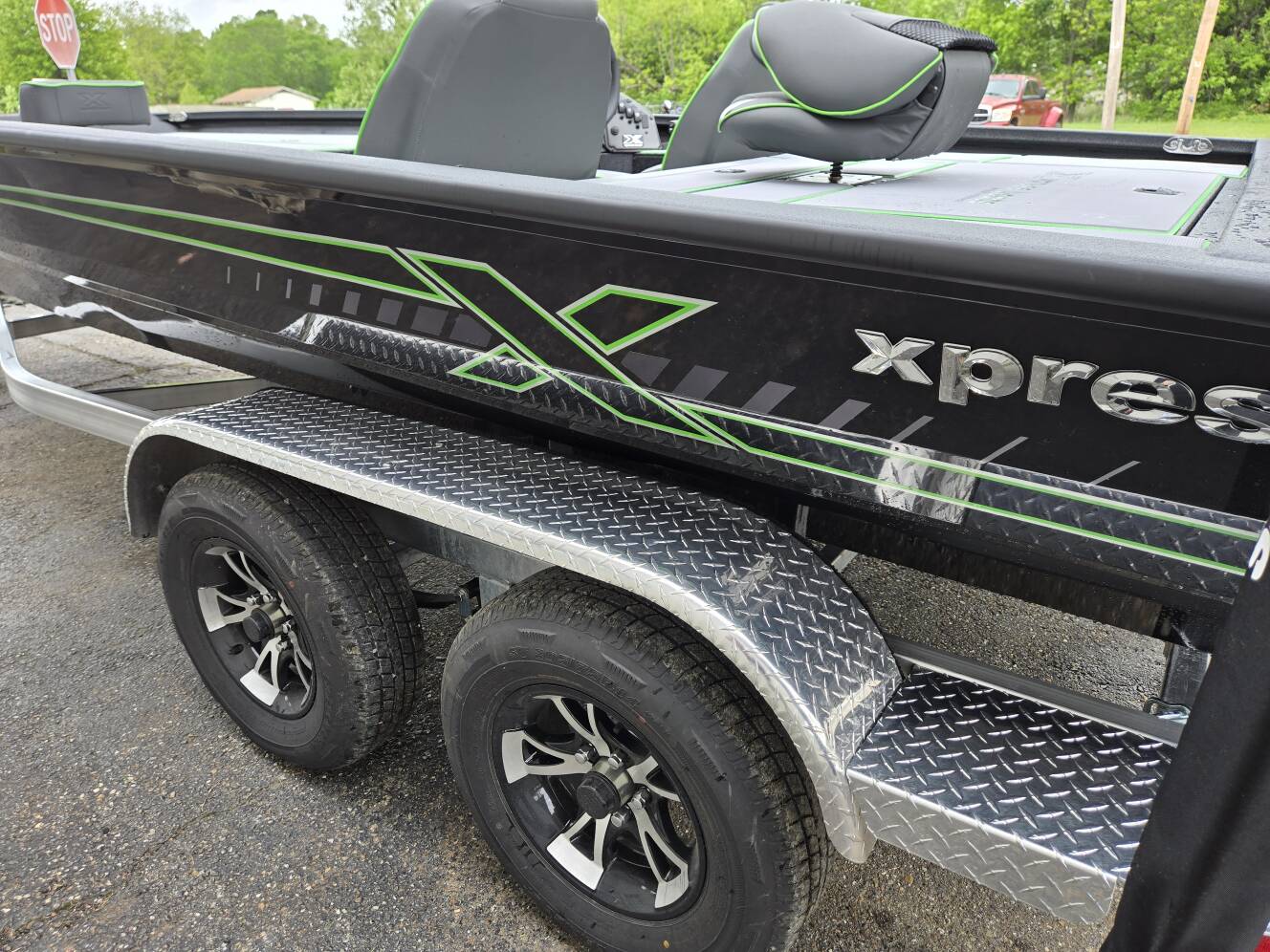 A photo of this 2026 Xpress H20 BASS