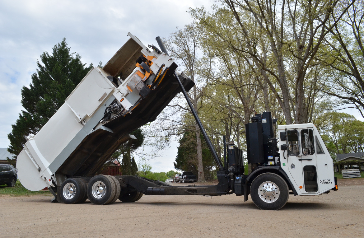 2012 CRANE CARRIER LOW ENTRY in Monroe, NC