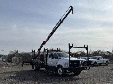 2016 FORD F750 in Miami, FL