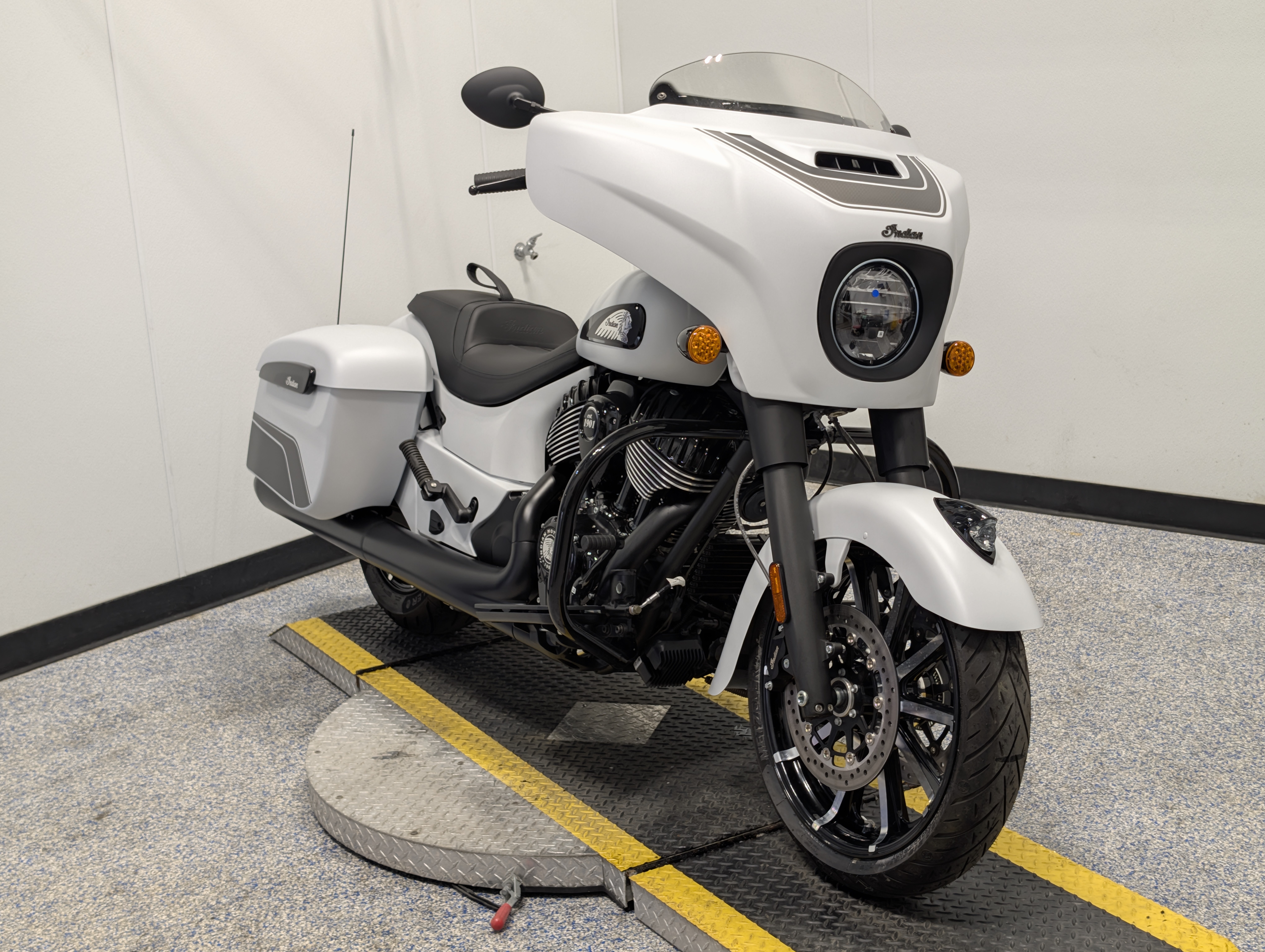 2024 Indian Motorcycle Chieftain Dark Horse with Graphics DARK HORSE in Auburn, MA