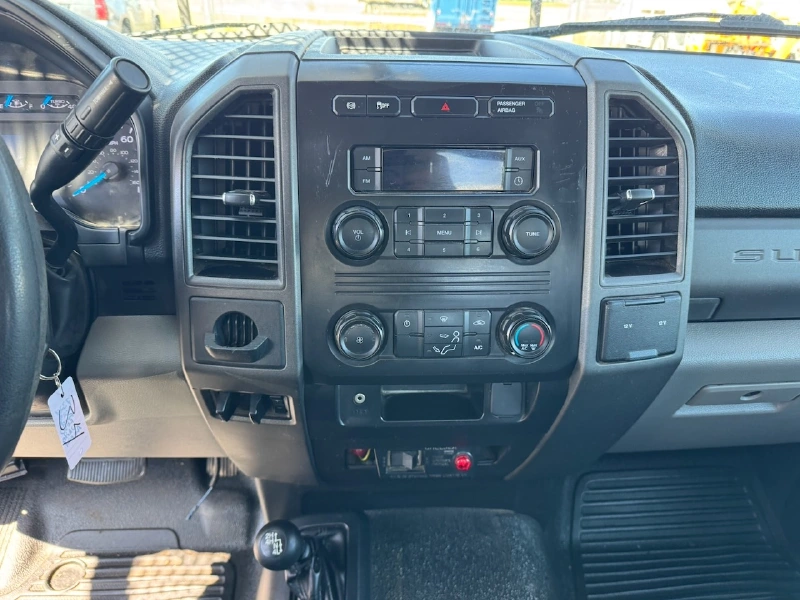 2017 FORD F550