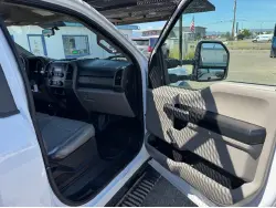 2017 FORD F550