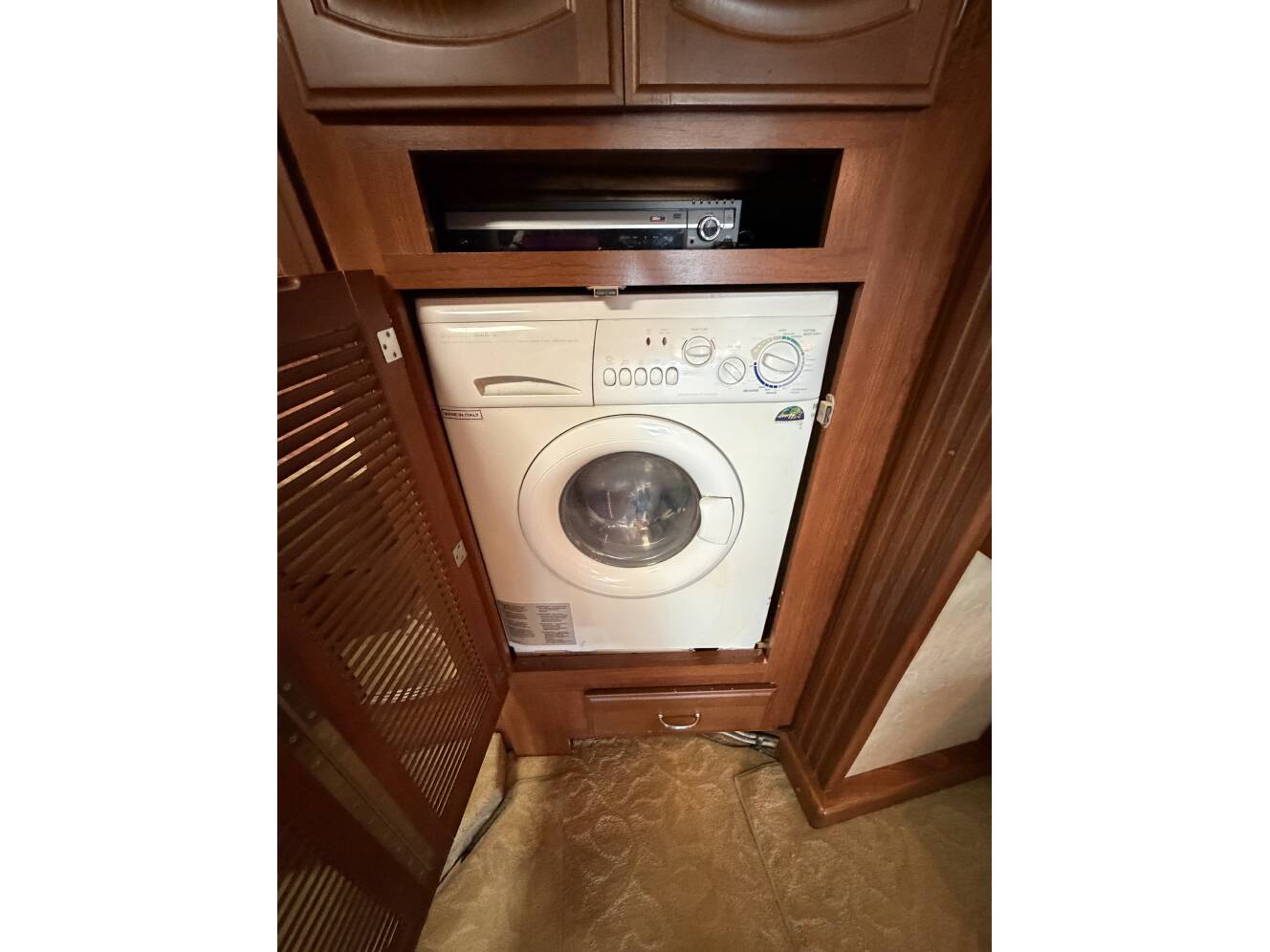 A photo of this 2008 Fleetwood EXCURSION 39R