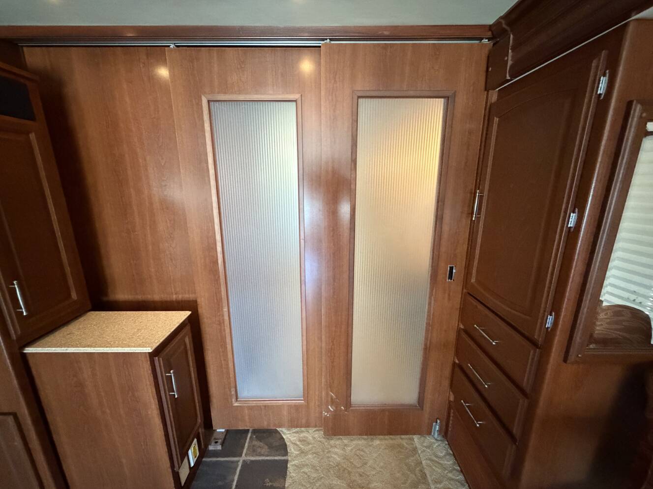 A photo of this 2008 Fleetwood EXCURSION 39R