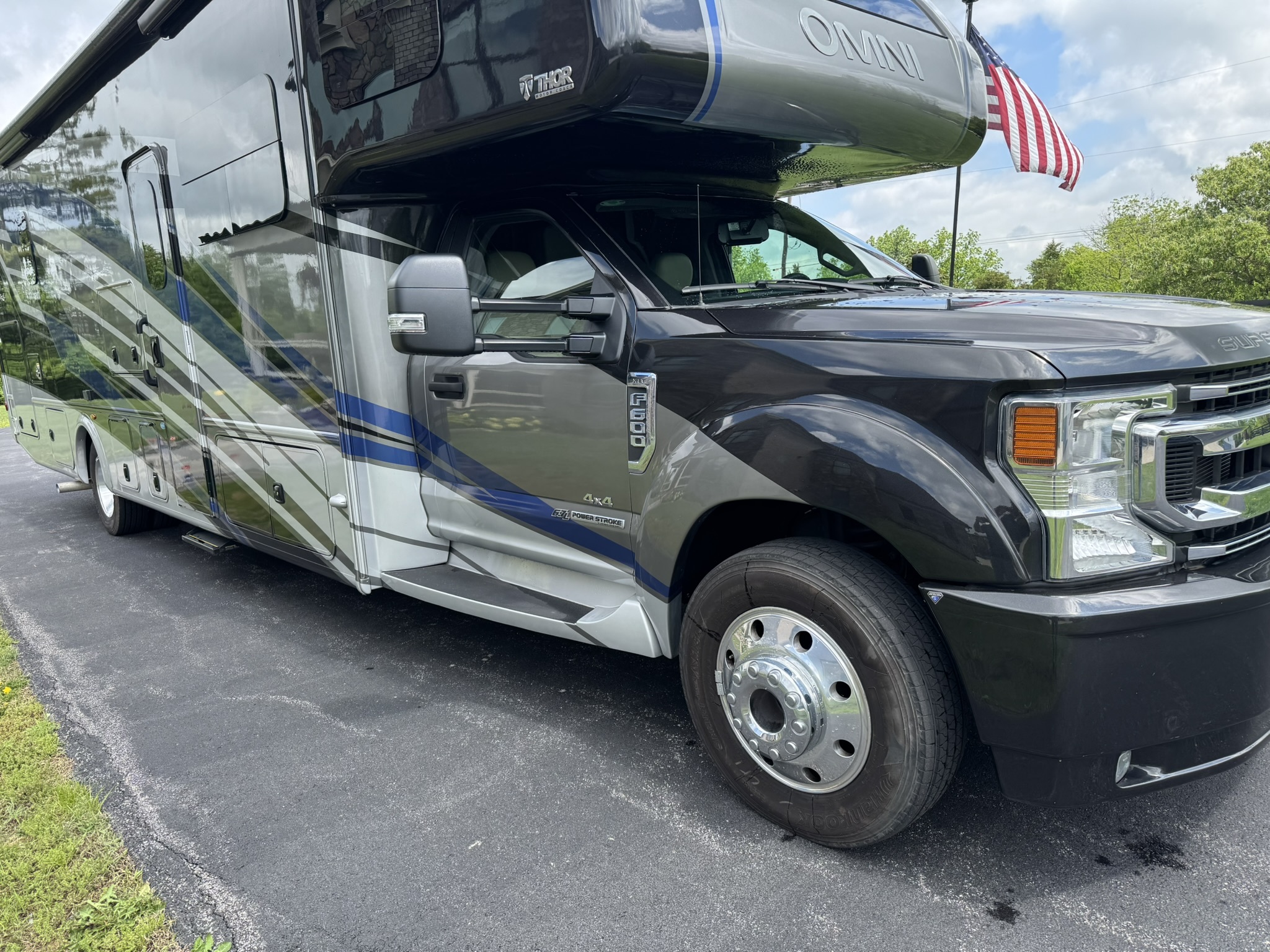 2024 Thor Motor Coach OMNI SUPER C RS36 RV