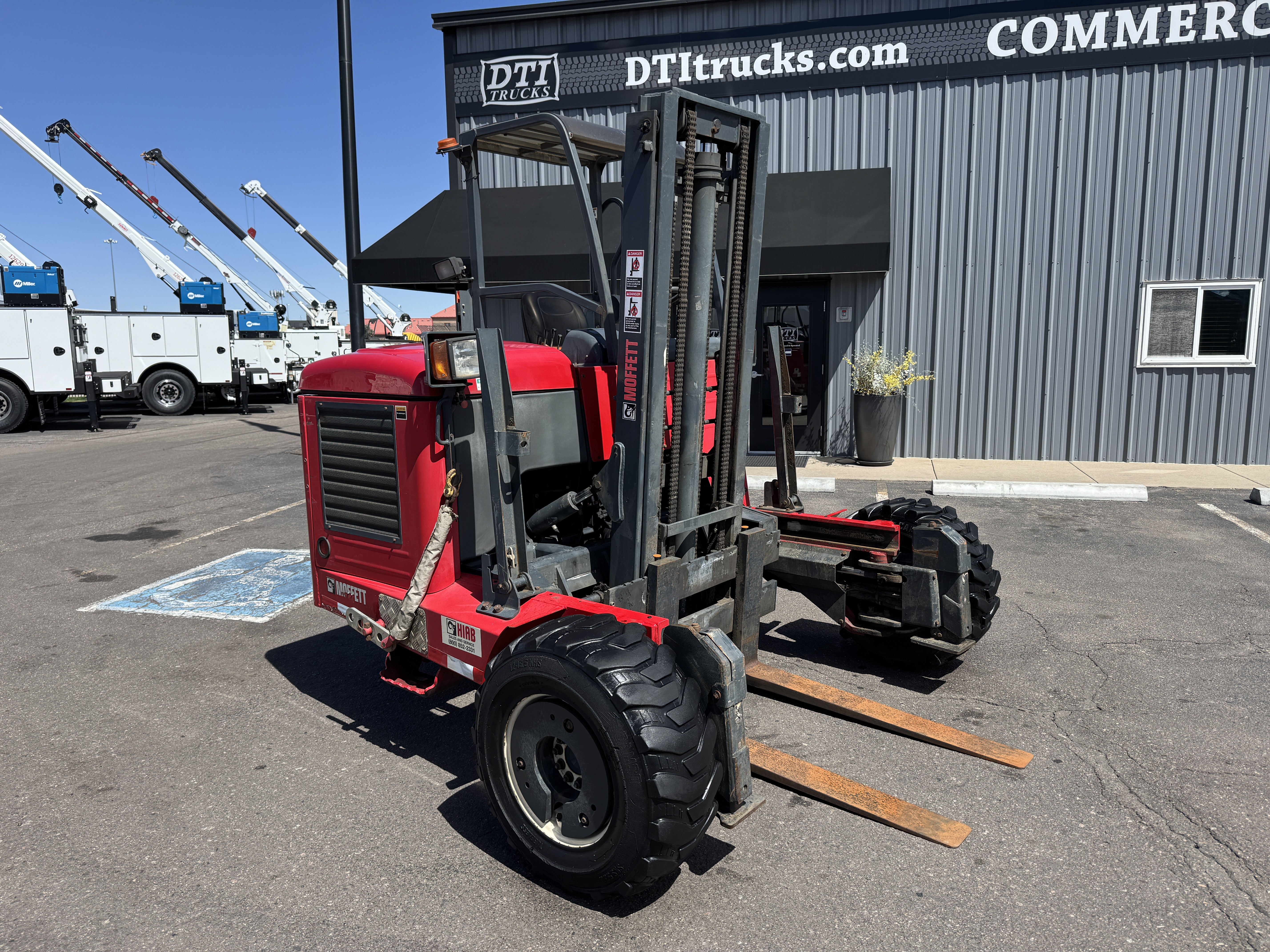 2015 MOFFETT M8 55.4 in Denver, CO