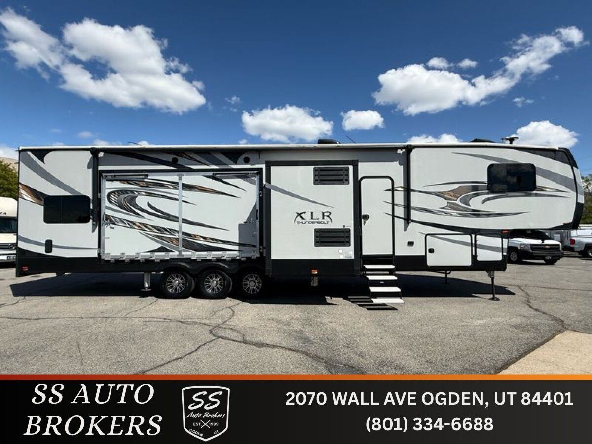 Used 2017 Forest River Xlr Thunderbolt 422AMP For Sale in Ogden