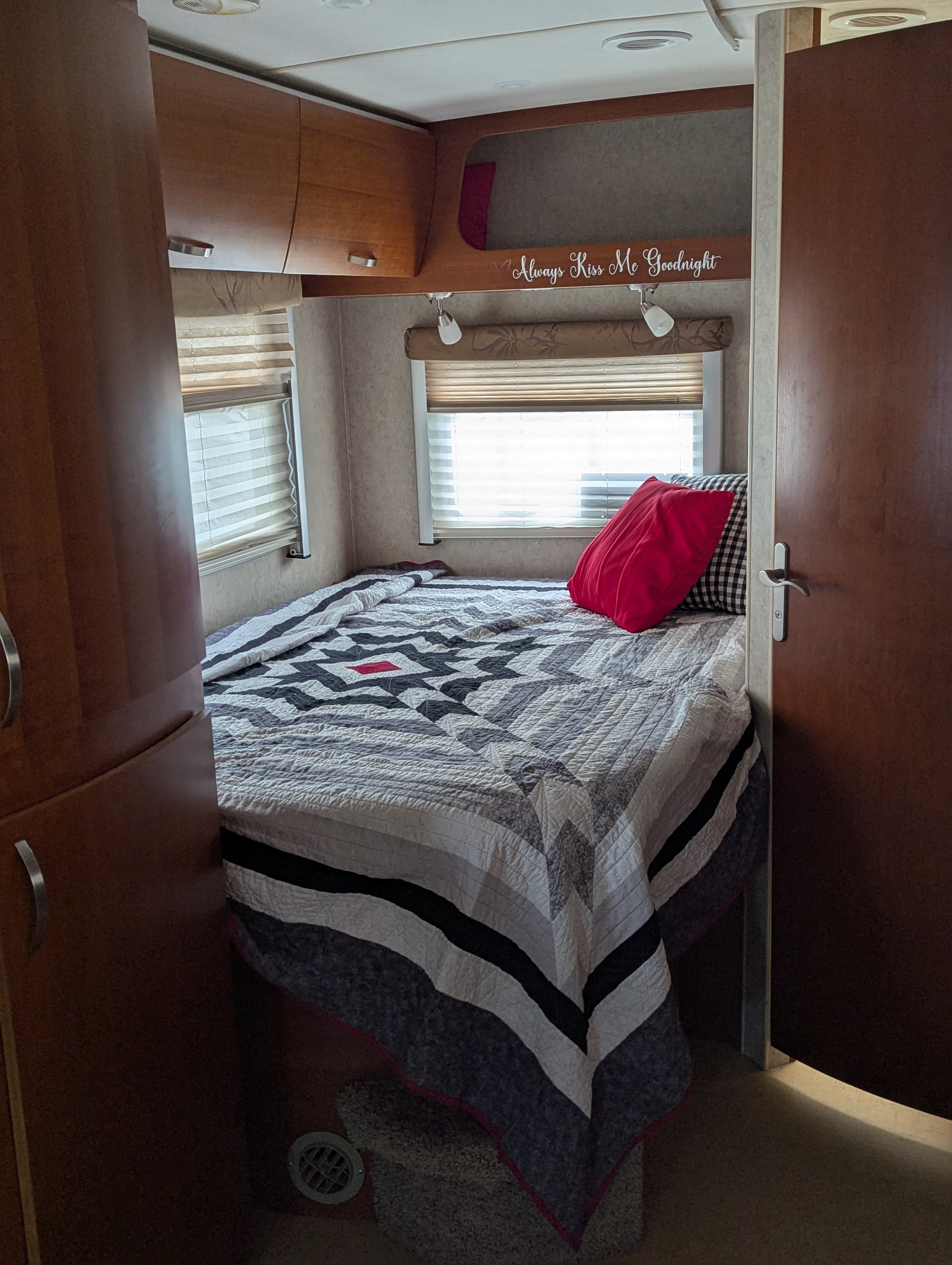 2009 Fleetwood PULSE 24D in kennewick WA