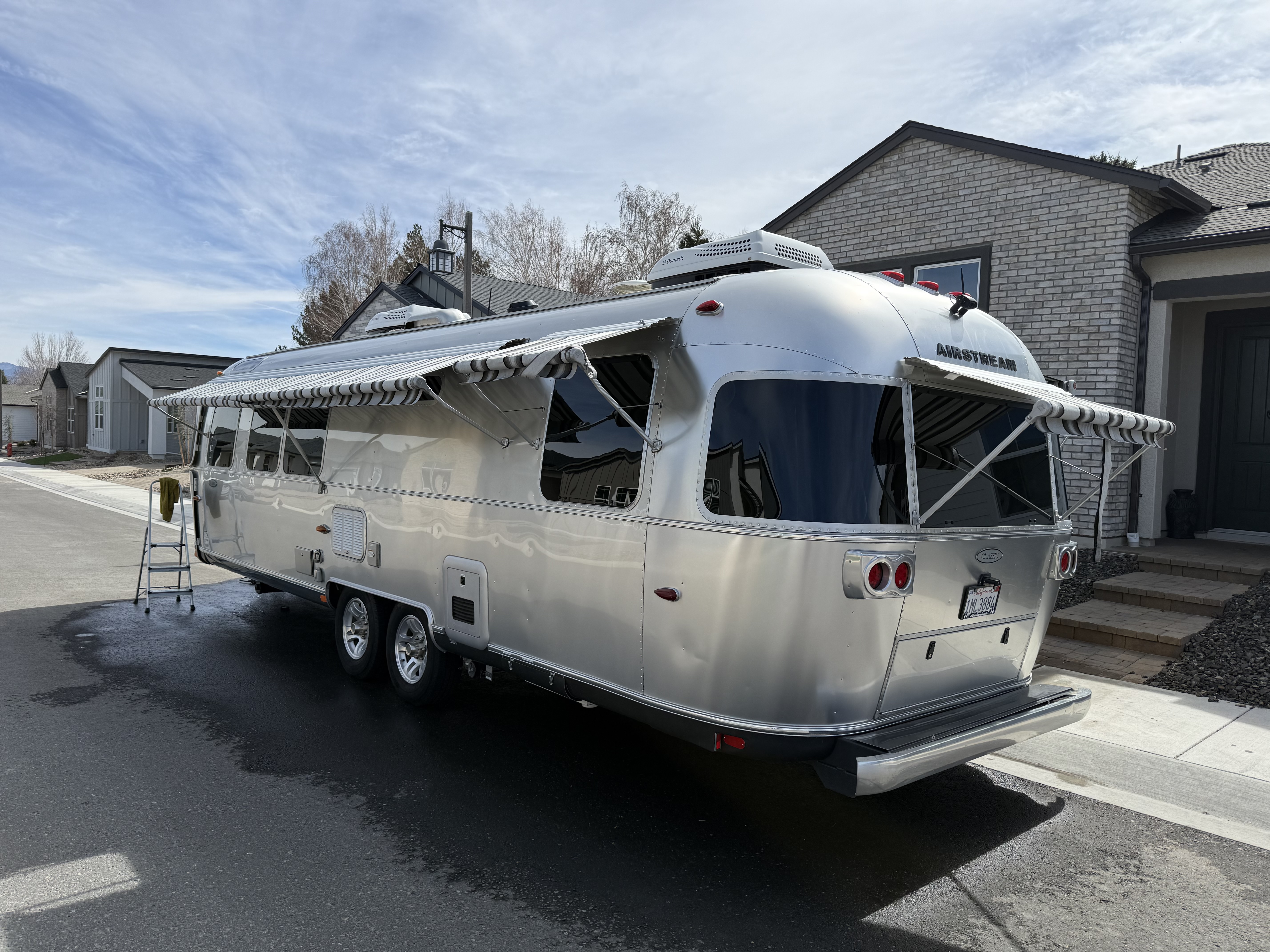 2015 Airstream CLASSIC 30FB in carson city NV