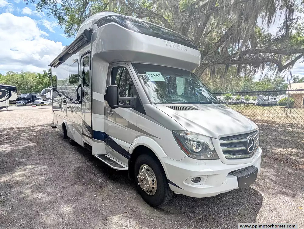 2018 Tiffin Wayfarer 24QW in summerfield FL