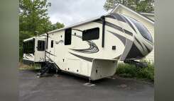 2020 Grand Design SOLITUDE 377MBS RV