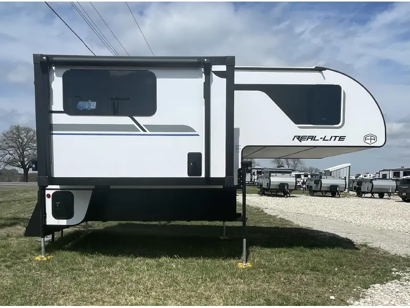2026 PALOMINO Real Lite HS-2114