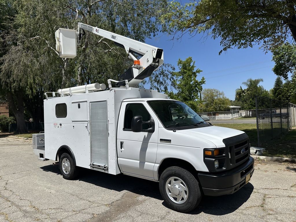 2016 FORD ECONOLINE in North Hills, CA