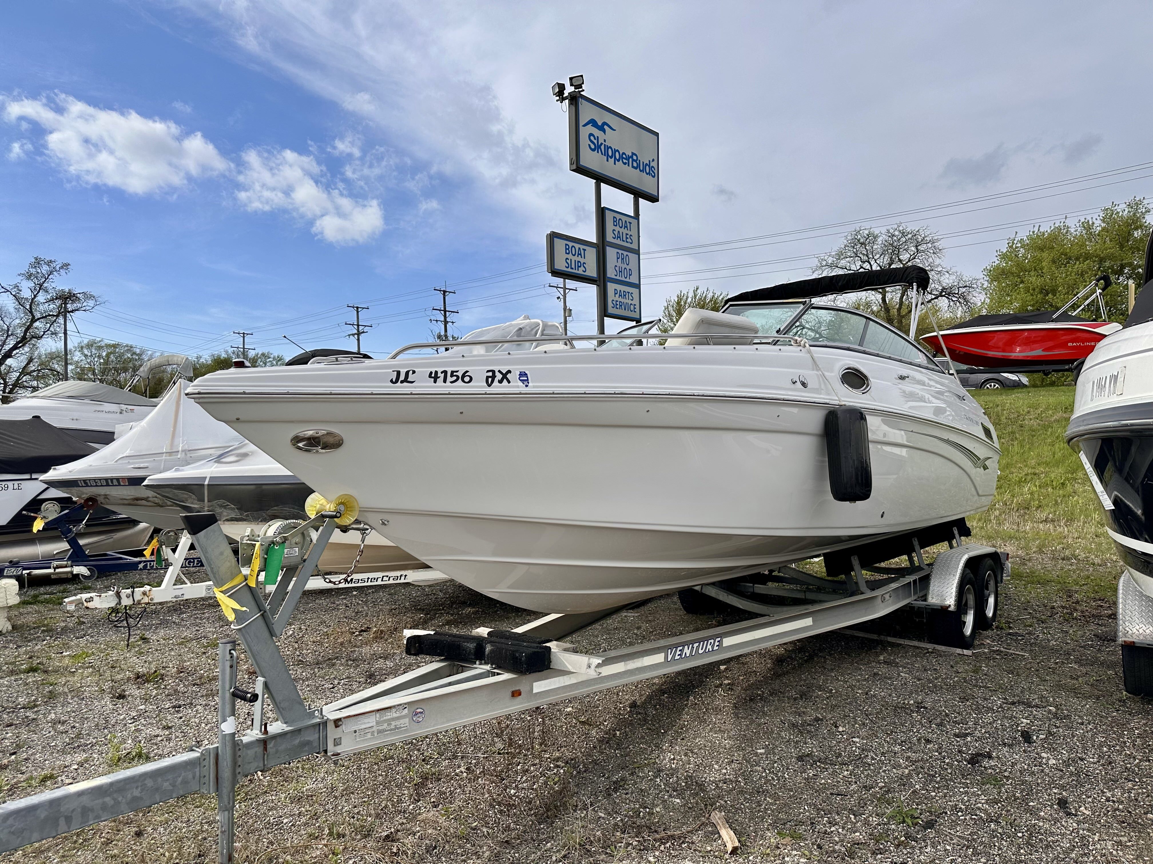 2005 Crownline 270 BR in antioch IL