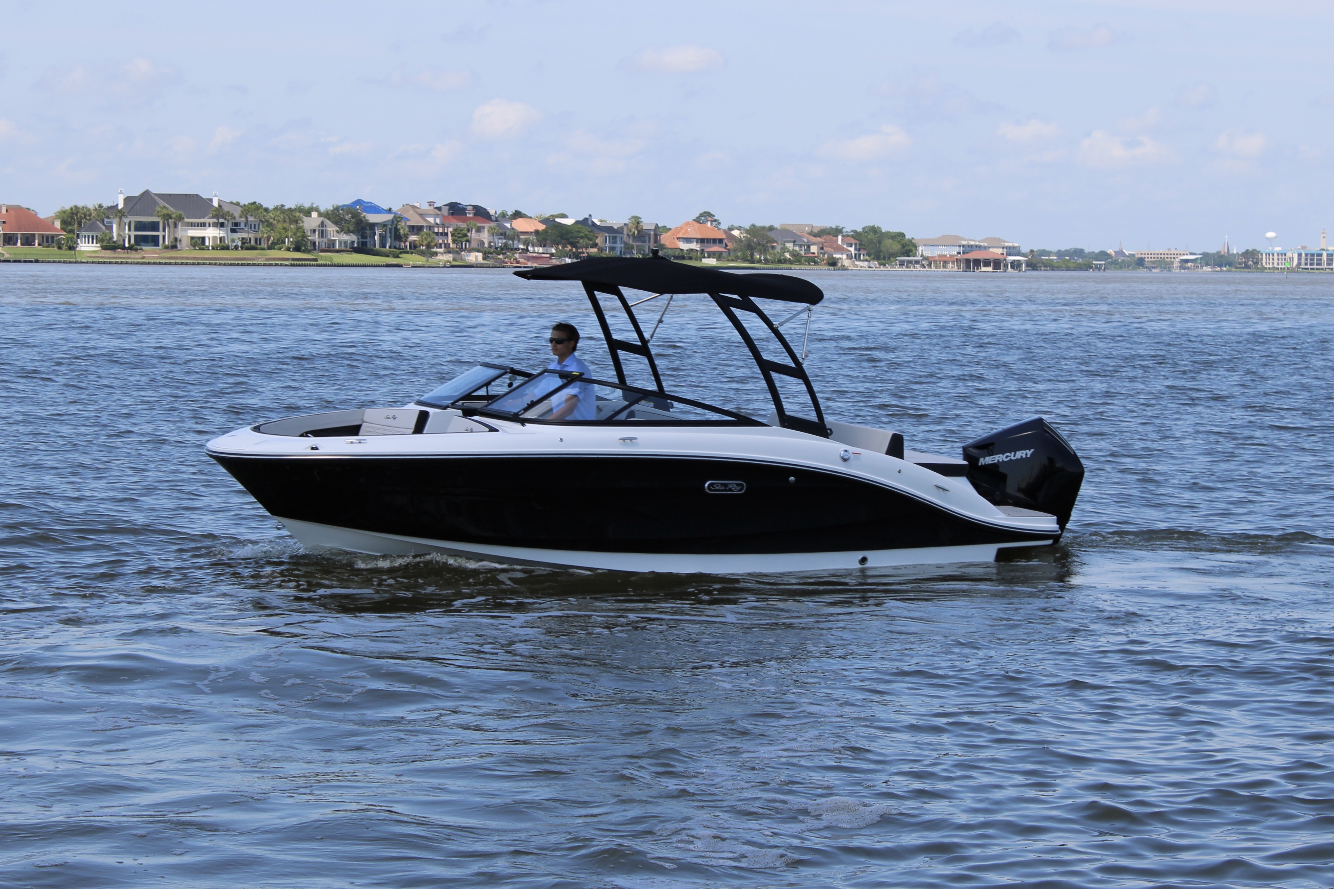 2026 Sea Ray SPX 210 Outboard in seabrook TX