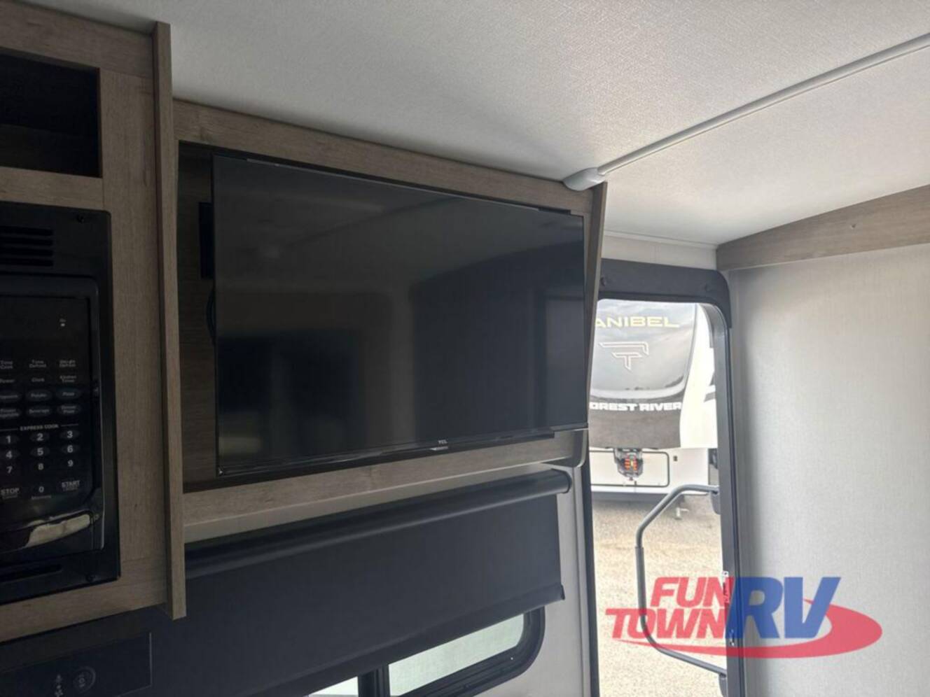 A photo of this 2025 Grand Design Imagine 2300MK