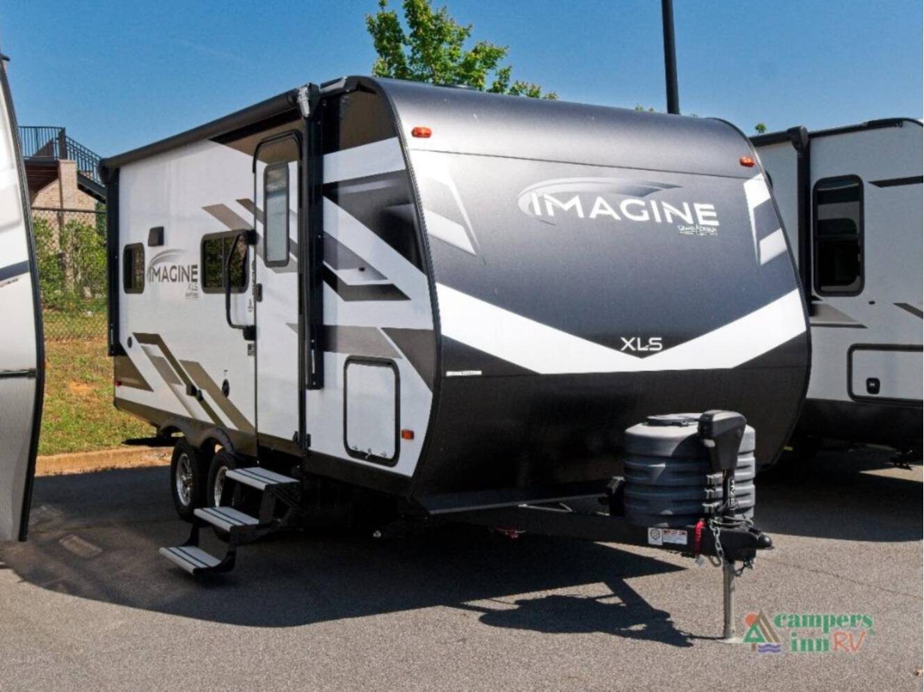 A photo of this 2024 Grand Design Imagine 17MKE