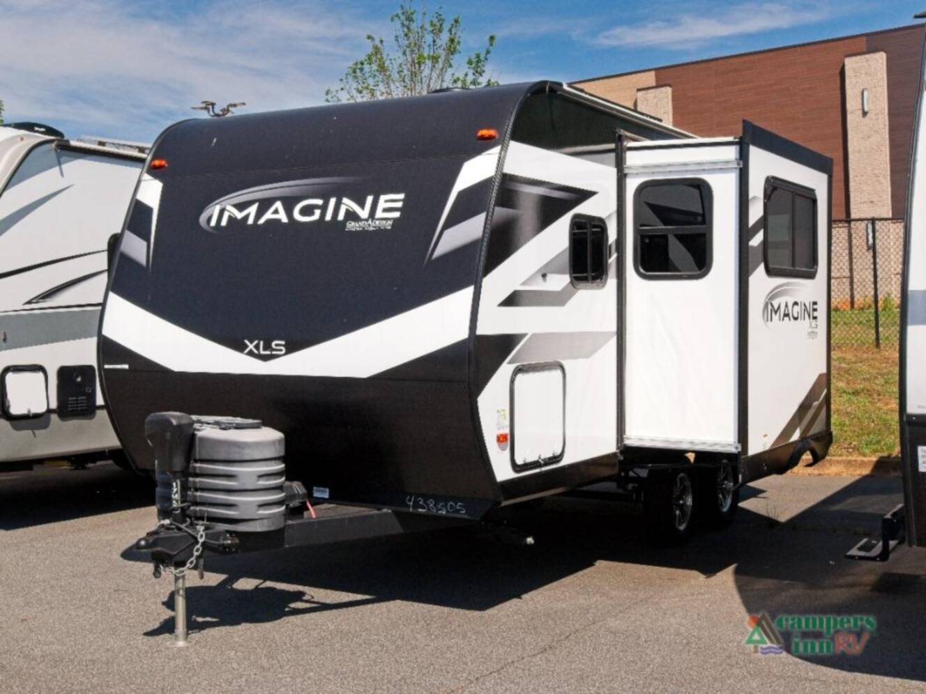 A photo of this 2024 Grand Design Imagine 17MKE