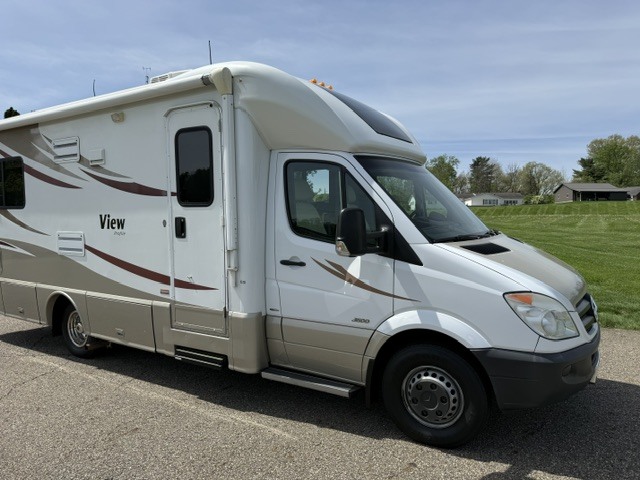 2013 Winnebago VIEW PROFILE 24V in millersburg OH