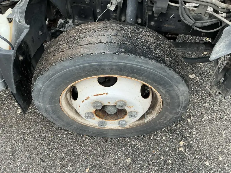 2018 ISUZU NPR HD
