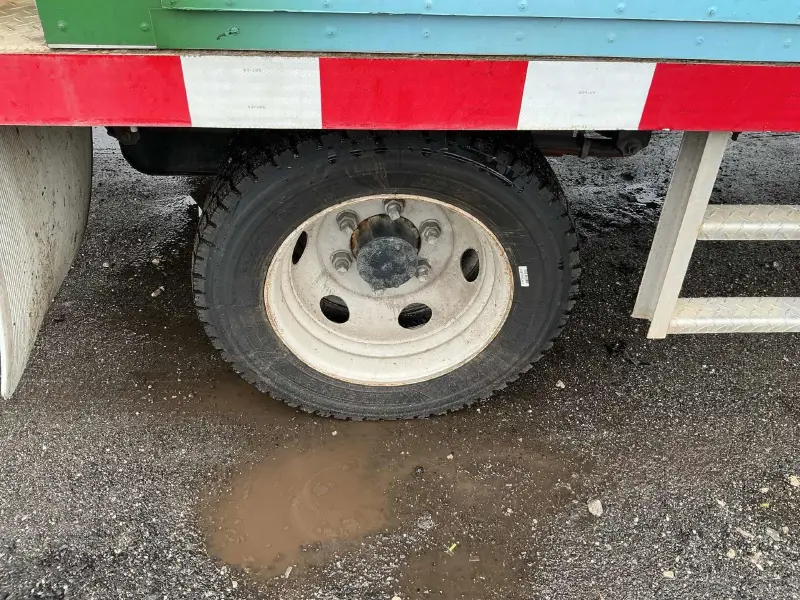 2018 ISUZU NPR HD