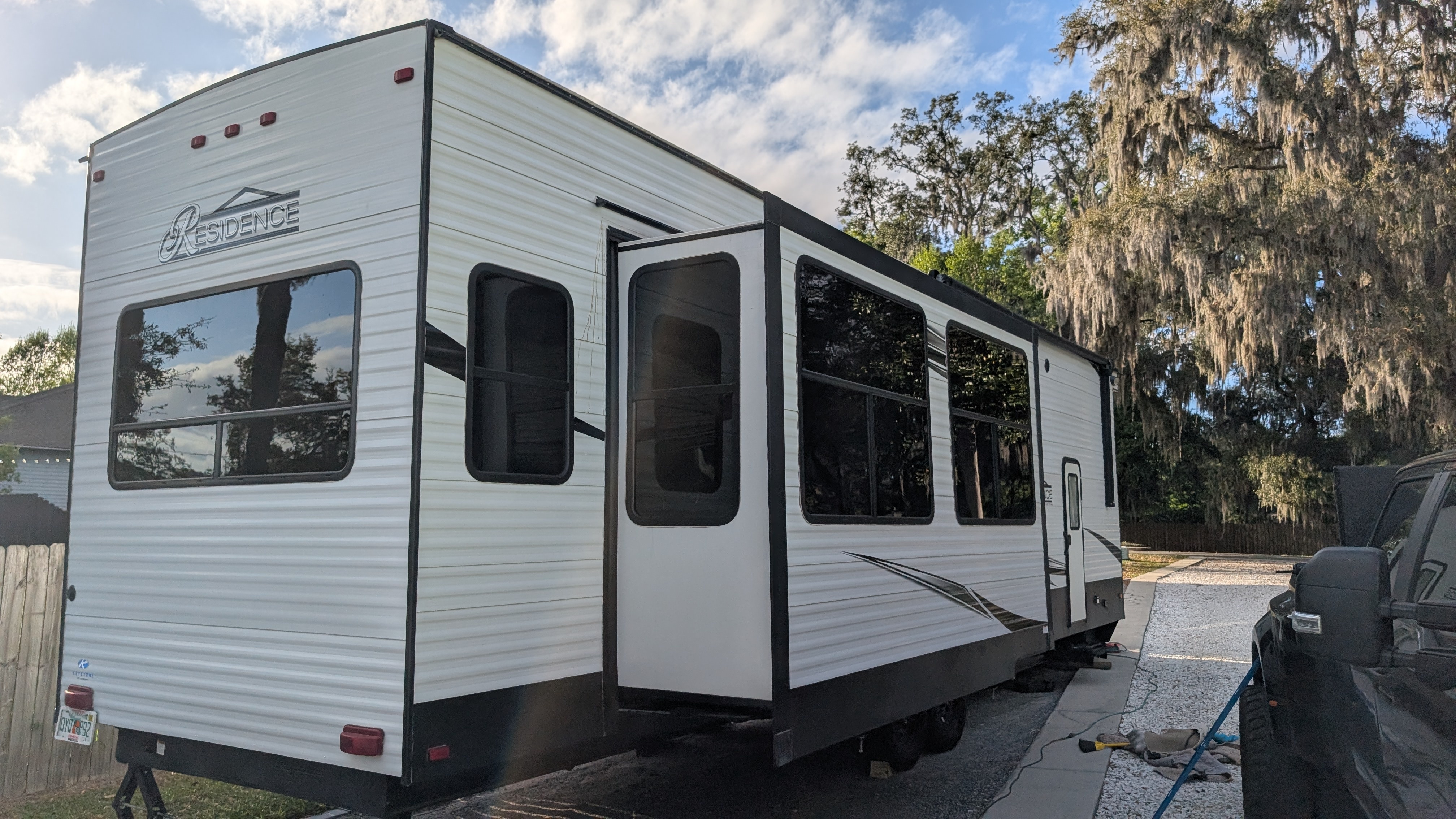 2021 Keystone RESIDENCE 401FLFT in jacksonville FL