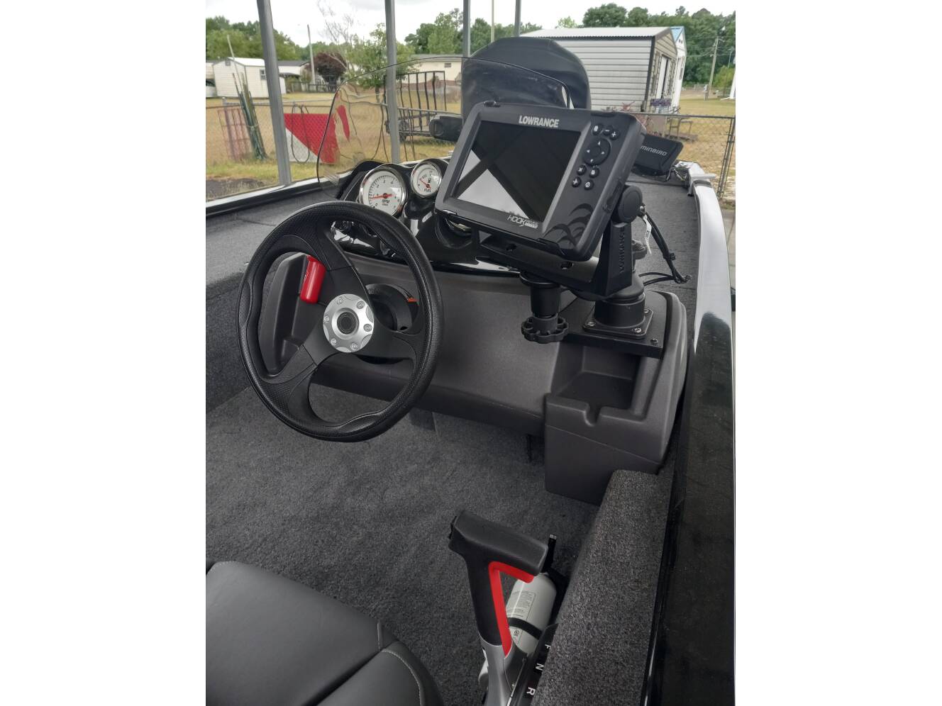 A photo of this 2024 Bass Tracker PRO 170