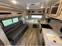 2021 COACHMEN CATALINA EXPEDITION 192FQS