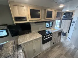 2021 COACHMEN CATALINA EXPEDITION 192FQS