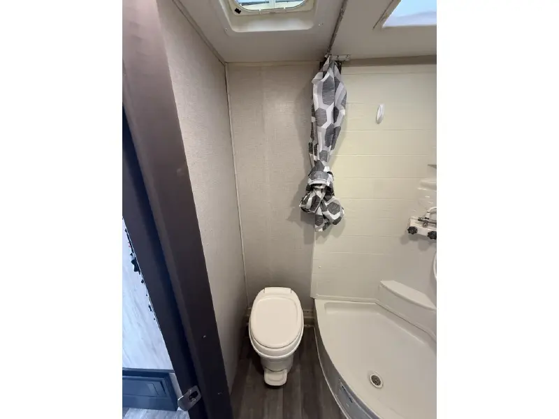 2021 COACHMEN CATALINA EXPEDITION 192FQS