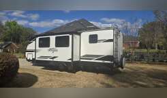 2021 Grand Design IMAGINE 2800BH RV