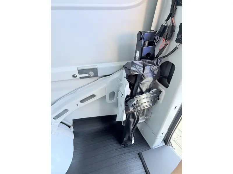 2026 GMC SAVANA 2500 V8 GAS