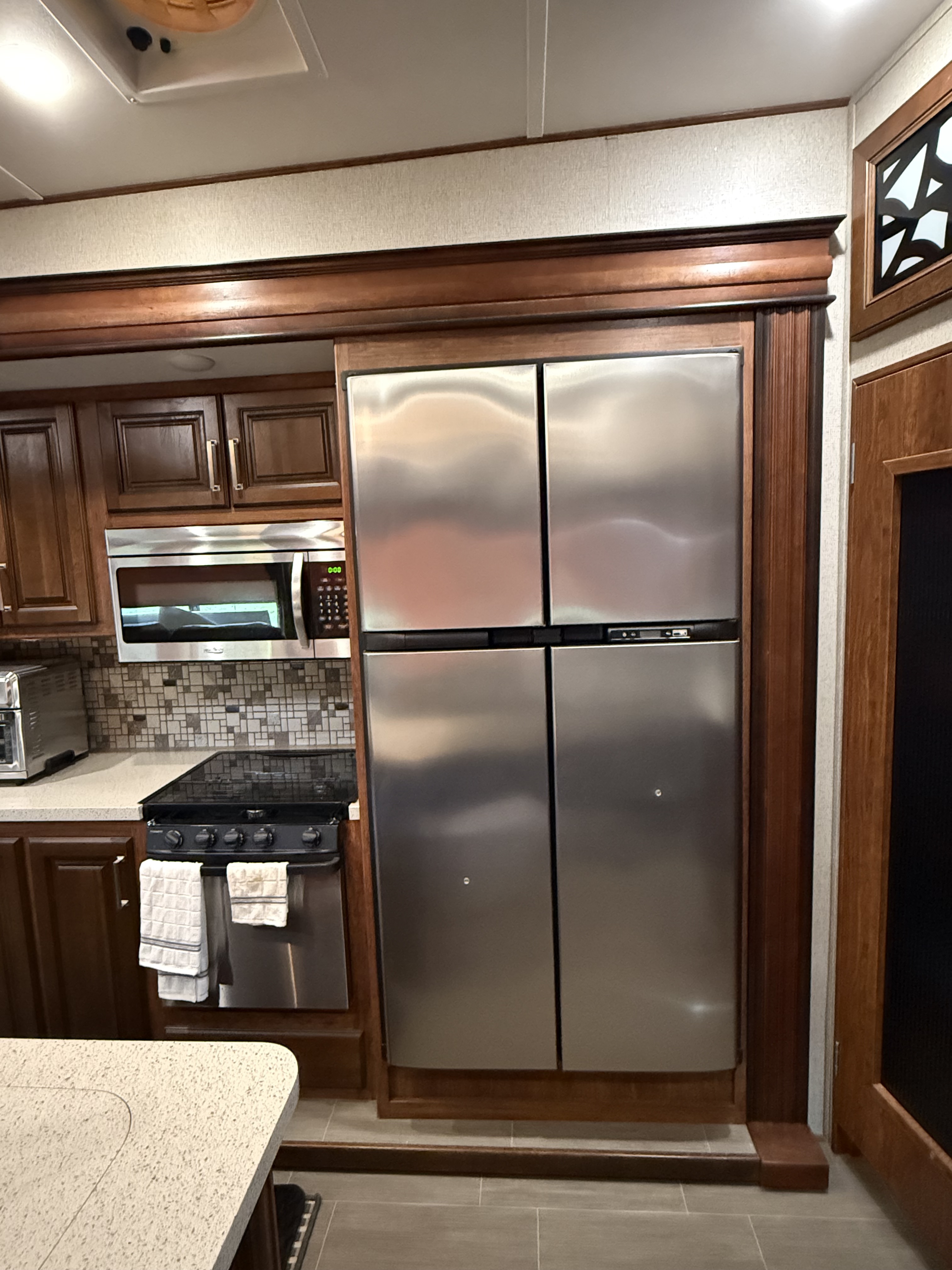 2018 Keystone AVALANCHE 300RE in douglass KS