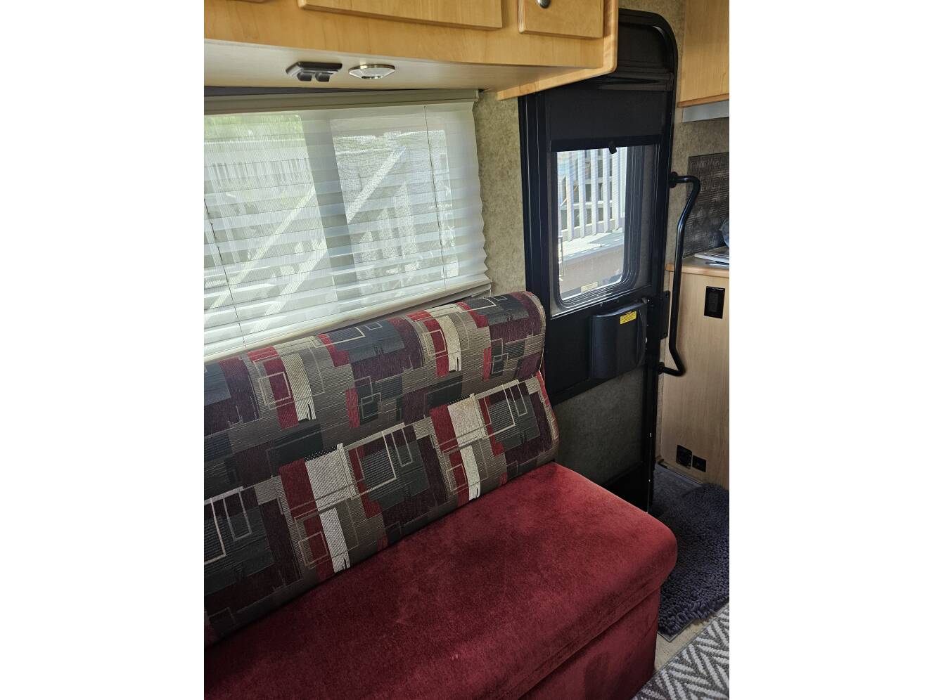 A photo of this 2009 Winnebago ITASCA NAVION IQ 24DL