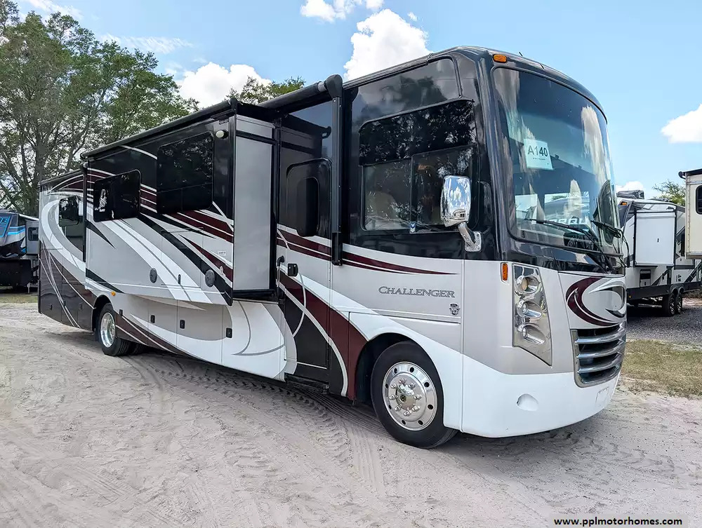 2016 Thor Challenger 37ND in summerfield FL