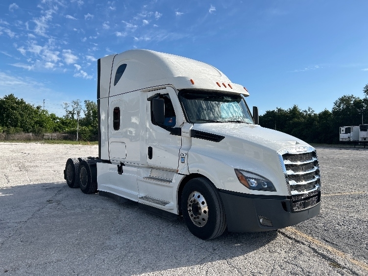 2023 FREIGHTLINER CASCADIA 126 in Plant City, FL