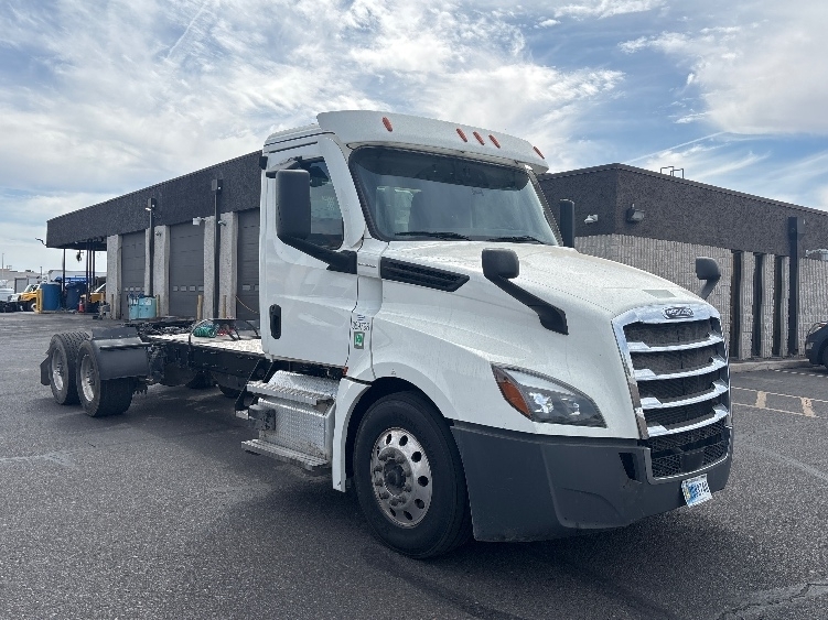 2020 FREIGHTLINER CASCADIA 126 in Phoenix, AZ