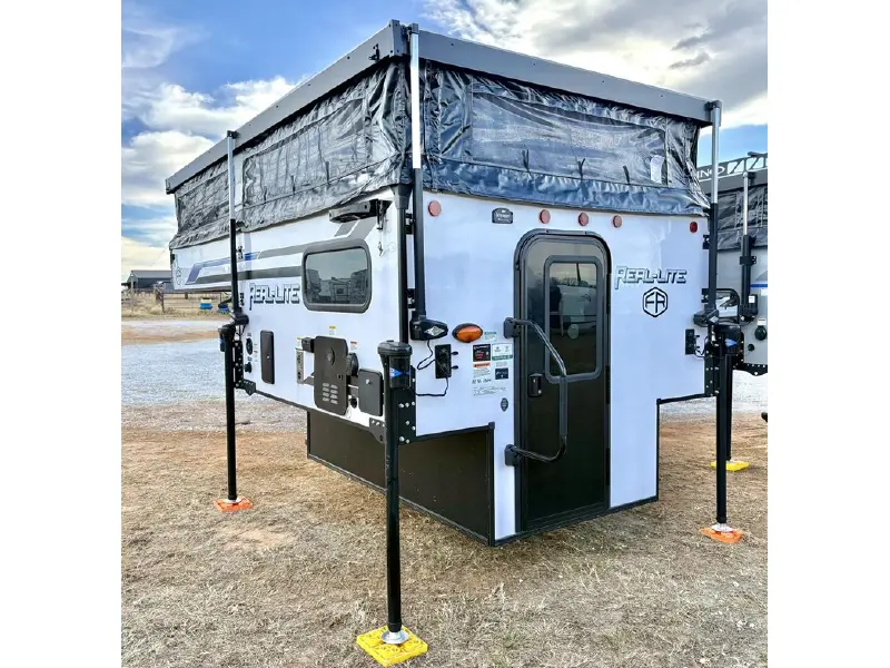 2026 PALOMINO REAL LITE SS1604