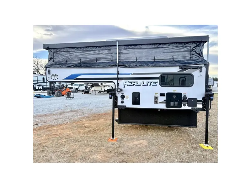 2026 PALOMINO REAL LITE SS1604