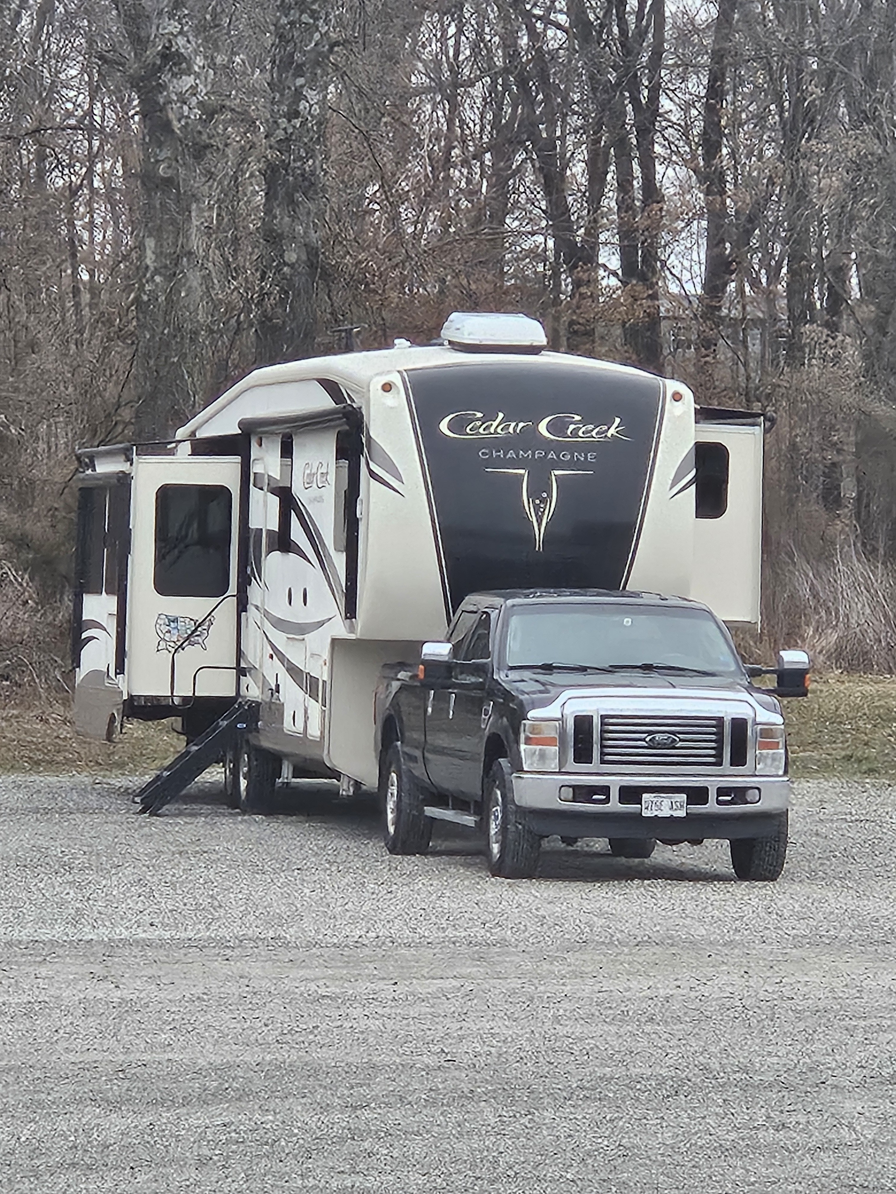 2018 Forest River CEDAR CREEK CHAMPAGNE 38EL RV
