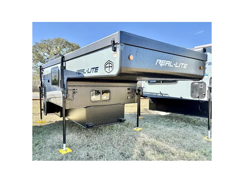 2026 PALOMINO REAL LITE SS1608