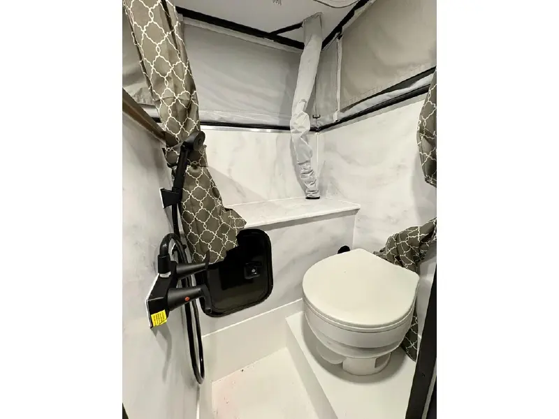 2026 PALOMINO REAL LITE SS1608
