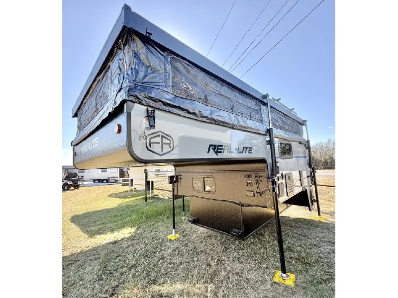 2026 PALOMINO REAL LITE SS1608