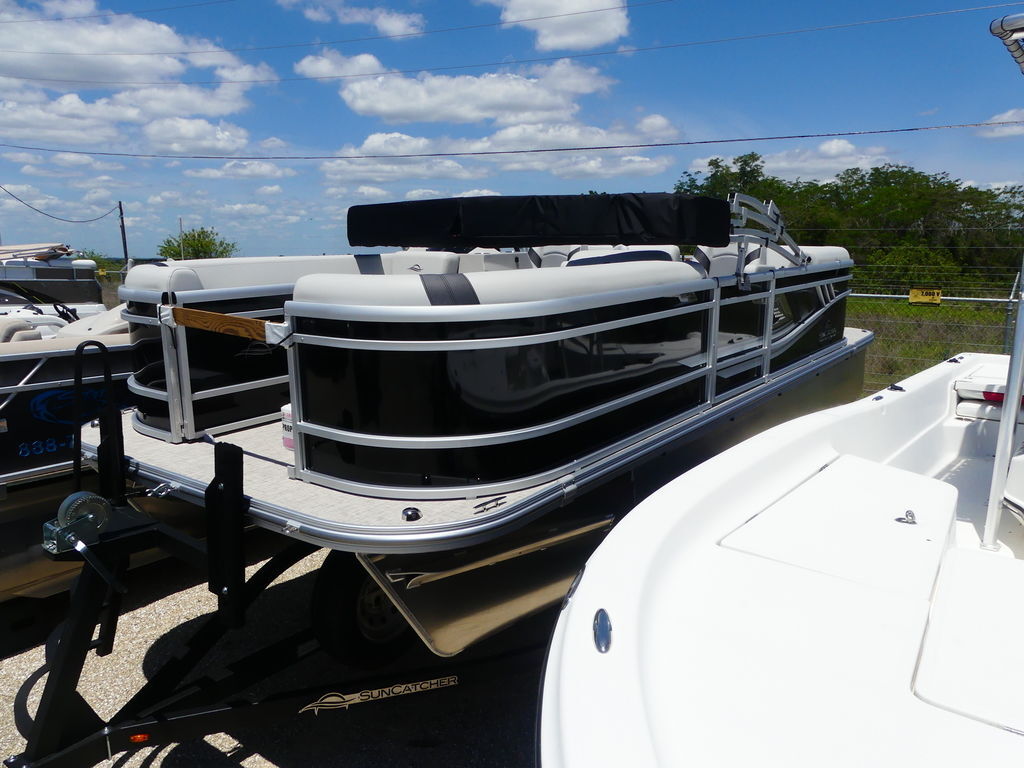 2026 Suncatcher Select 20RC 324 SS in lake placid FL
