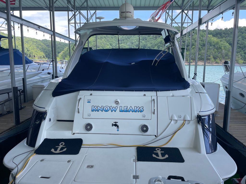 2008 Cruisers Yachts 420 Express in lake cumberland KY