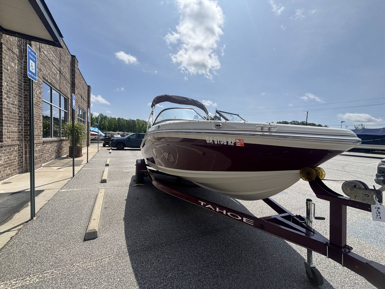 A photo of this 2016 Tahoe 550TS w/2016 Mercury 150XL - 150HP - 4 - Stroke Engine 