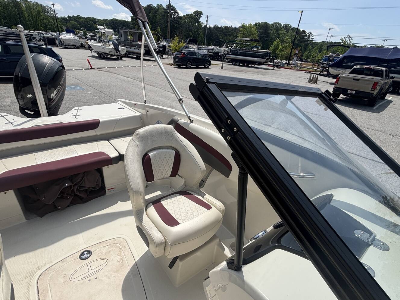 A photo of this 2016 Tahoe 550TS w/2016 Mercury 150XL - 150HP - 4 - Stroke Engine 